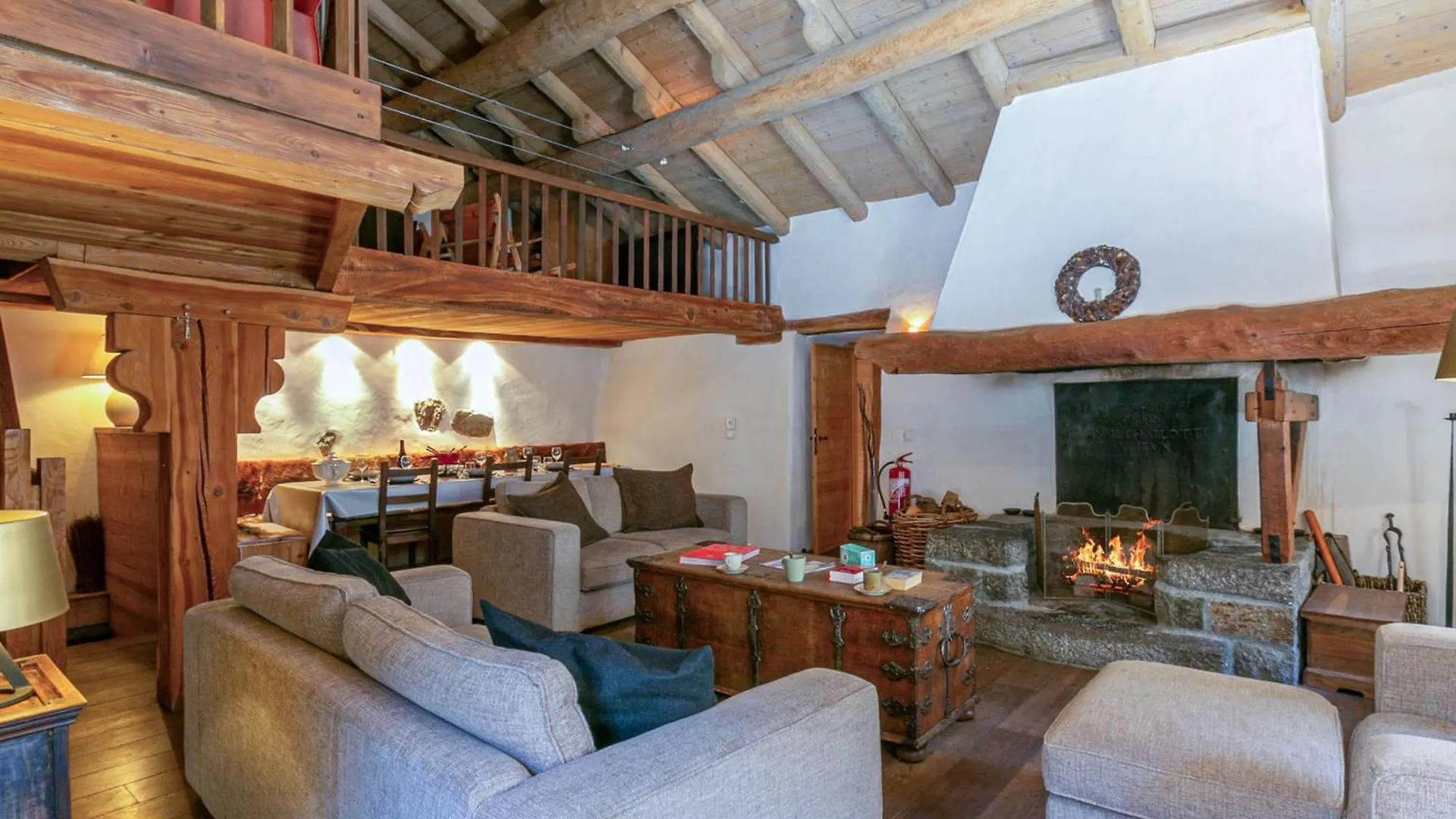 Chalet 17°C Restaure, 4 Ch, Au Coeur Du Vieux Val-D'Isere, Grande Cheminee, Proche Pistes, Parking, Wifi - Fr-1-694-358