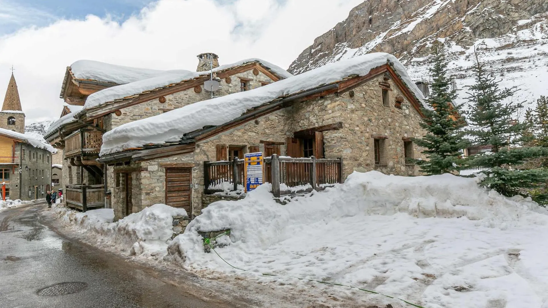 Chalet 17°C Restaure, 4 Ch, Au Coeur Du Vieux Val-D'Isere, Grande Cheminee, Proche Pistes, Parking, Wifi - Fr-1-694-358